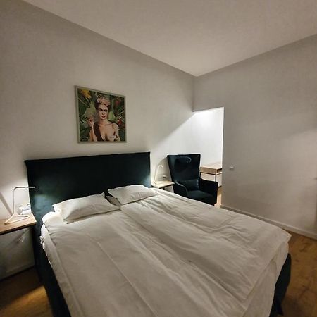 Smaragdo Apartamentai Kaunas Buitenkant foto
